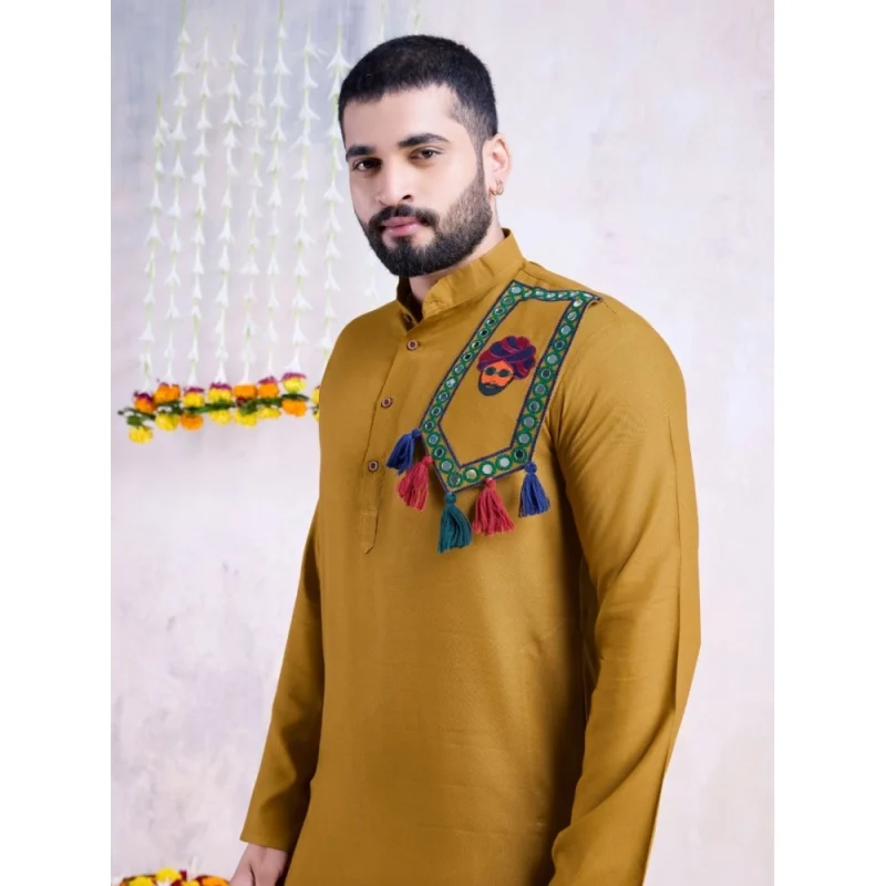 Men's Rayon Mirror Embroidery Mandarin Collar Kurta (Yellow)