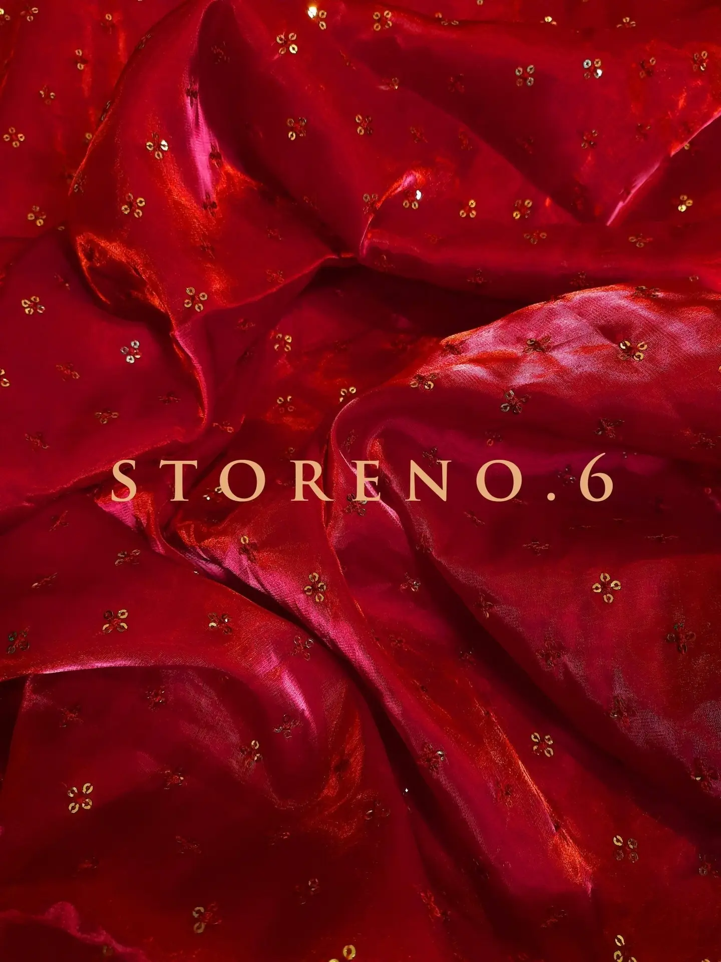 SUBTLE QUEEN SURKH SAREE